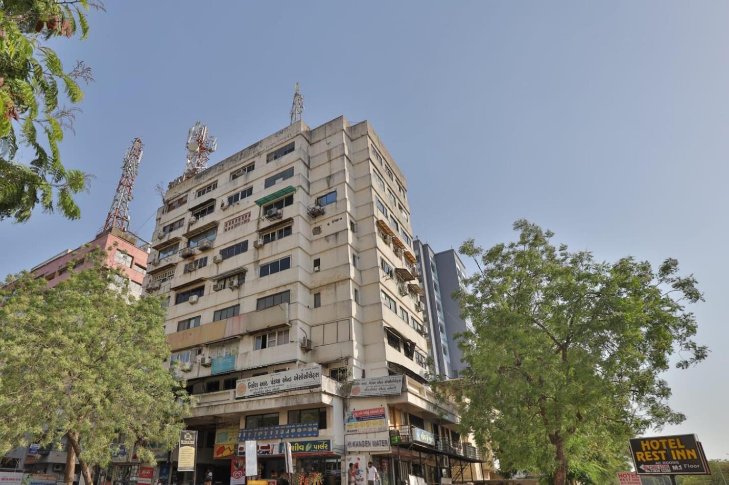 Hotel Rest Inn Gandhinagar Exterior foto